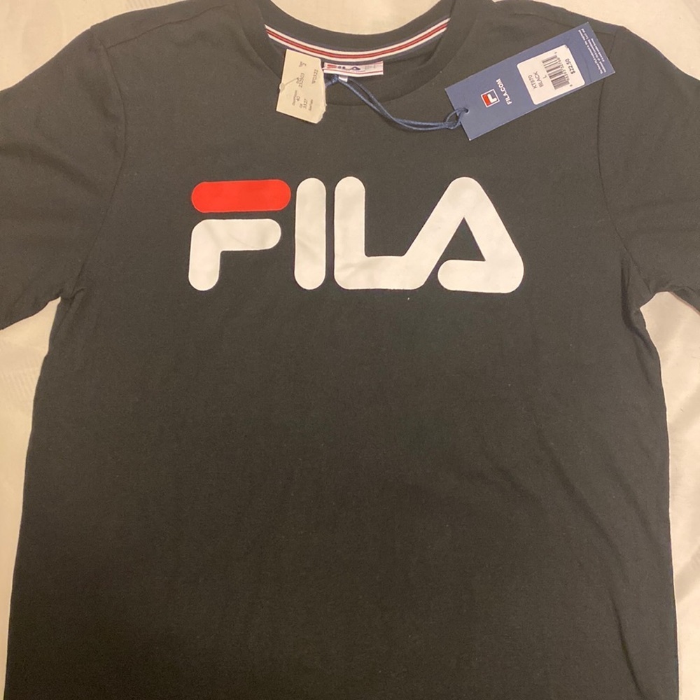Fila tee
